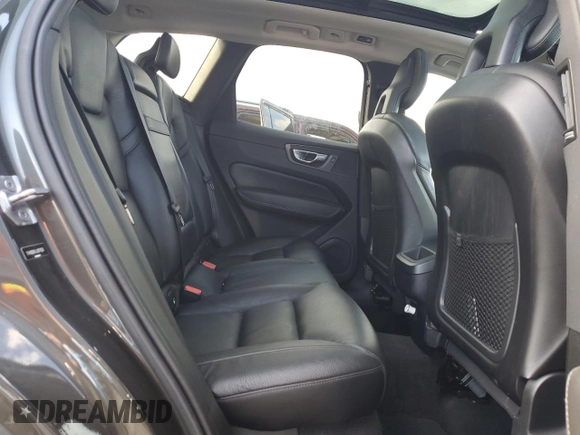 2018 Volvo XC60 Momentum с VIN YV4102RK5J1071630, выставлен на аукционе Copart как лот 56046765 с пробегом 120 230 миль миль и Списание • Salvage title. История ставок и продаж доступна на DreamBid. Изображение 11.