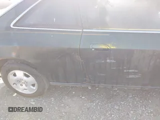 2000 Honda Accord LX z VIN 1HGCG2249YA022803, wystawiony jako IAAI lot #42048824 z przebiegiem 246 773 mil mil oraz . Historia ofert i sprzedaży dostępna na DreamBid. Obrazek 6.