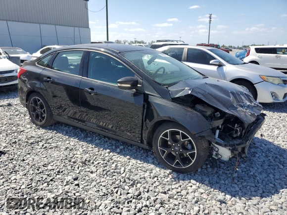 2014 Ford Focus SE with VIN 1FADP3F20EL227594, listed as a Copart auction lot 54880375 with 163,394 mi miles and Non Repairable. Bid and sale history available at DreamBid. Image 4.