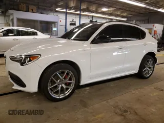 2022 Alfa Romeo Stelvio Veloce z VIN ZASPAKBN5N7D29203, wystawiony jako Copart lot #79058354 z przebiegiem 32 130 mil mil oraz Szkoda całkowita • Salvage title. Historia ofert i sprzedaży dostępna na DreamBid. Obrazek 1.