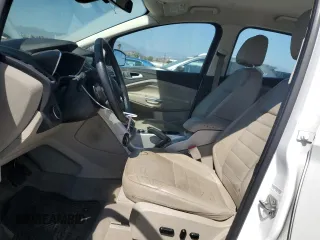 2016 Ford C-Max SEL z VIN 1FADP5BU3GL101316, wystawiony jako Copart lot #56999435 z przebiegiem 172 964 mil mil oraz Szkoda całkowita • Salvage title. Historia ofert i sprzedaży dostępna na DreamBid. Obrazek 7.