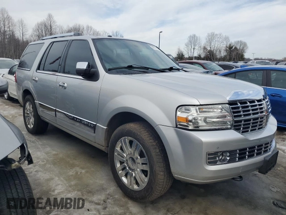2012 Lincoln Navigator z VIN 5LMJJ2J59CEL03429, wystawiony jako Copart lot #46727185 z przebiegiem 185 017 mil mil oraz Czysty tytuł • Clean title. Historia ofert i sprzedaży dostępna na DreamBid. Obrazek 4.