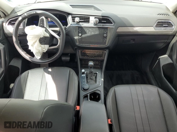 2022 Volkswagen Tiguan SE with VIN 3VV2B7AX3NM133607, listed as a Copart auction lot 54736125 with 25,951 mi miles and Salvage title. Bid and sale history available at DreamBid. Image 8.