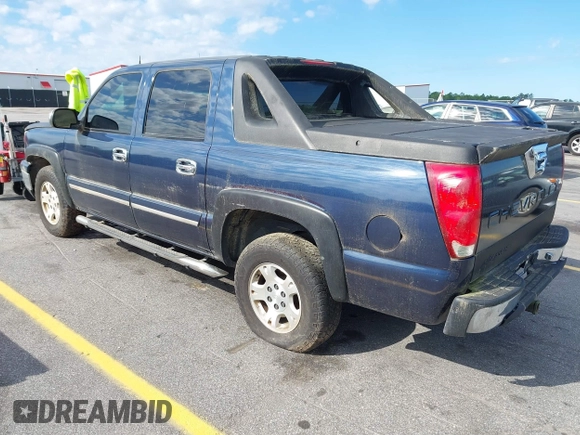 2004 Chevrolet Avalanche Z71 with VIN 3GNEK12T74G265777, listed as a IAAI auction lot 42173825 with 239,216 mi miles. Bid and sale history available at carsss.com. Image 3.