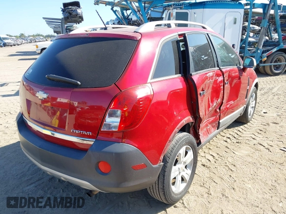 2013 Chevrolet Captiva Sport LS with VIN 3GNAL2EK5DS633164, listed as a IAAI auction lot 42065054 with 181,701 mi miles and . Bid and sale history available at carsss.com. Image 4.