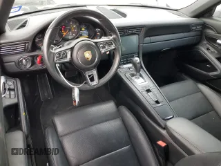 2017 Porsche 911 Carrera with VIN WP0AA2A98HS106772, listed as a Copart auction lot 66807043 with 36,306 mi miles. Bid and sale history available at carsss.com. Image 8.