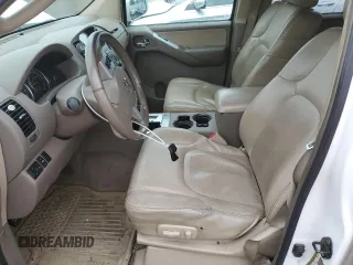 2008 Nissan Pathfinder SE z VIN 5N1AR18B08C649308, wystawiony jako Copart lot #58854735 z przebiegiem 253 290 mil mil oraz Czysty tytuł • Clean title. Historia ofert i sprzedaży dostępna na DreamBid. Obrazek 7.