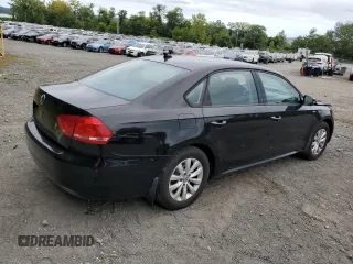 2013 Volkswagen Passat Wolfsburg Edition with VIN 1VWAP7A31DC133451, listed as a Copart auction lot 69592224 with 76,611 mi miles and Salvage Title. Bid and sale history available at carsss.com. Image 3.