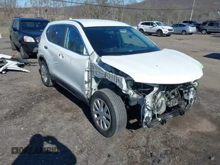 2017 Nissan Rogue SV with VIN KNMAT2MV8HP595664, listed as a IAAI auction lot 41932361 with 89,842 mi miles. Bid and sale history available at carsss.com. Image 1.