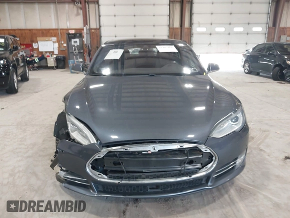 2016 Tesla Model S 90D with VIN 5YJSA1E22GF124109, listed as a IAAI auction lot 42487466 with 83,593 mi miles and . Bid and sale history available at DreamBid. Image 12.