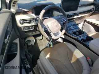 2022 Lincoln Nautilus Reserve z VIN 2LMPJ6K97NBL06175, wystawiony jako Copart lot #55364665 z przebiegiem Nie podano mil oraz Nie do naprawy • Non repairable. Historia ofert i sprzedaży dostępna na DreamBid. Obrazek 8.