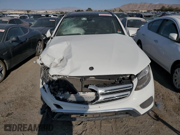 2018 Mercedes-Benz GLC with VIN WDC0G4JB2JV088342, listed as a Copart auction lot 86405734 with 0 mi miles and Salvage Title. Bid and sale history available at carsss.com. Image 5.