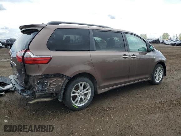 2020 Toyota Sienna XLE z VIN 5TDDZ3DC0LS231768, wystawiony jako Copart lot #54938104 z przebiegiem 47 345 mil mil oraz Szkoda całkowita • Salvage title. Historia ofert i sprzedaży dostępna na DreamBid. Obrazek 3.