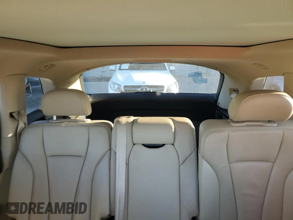 2017 Audi Q7 Premium Plus with VIN WA1LAAF75HD015080, listed as a Copart auction lot 49400355 with 148,173 mi miles and Clean title. Bid and sale history available at DreamBid. Image 10.
