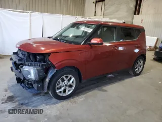 2022 Kia Soul LX with VIN KNDJ23AU0N7827822, listed as a Copart auction lot 89010055 with 33,072 mi miles and Salvage Title. Bid and sale history available at carsss.com. Image 1.