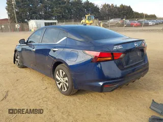 2020 Nissan Altima 2.5 S with VIN 1N4BL4BV3LC122859, listed as a IAAI auction lot 41546761 with 130,238 mi miles. Bid and sale history available at carsss.com. Image 3.