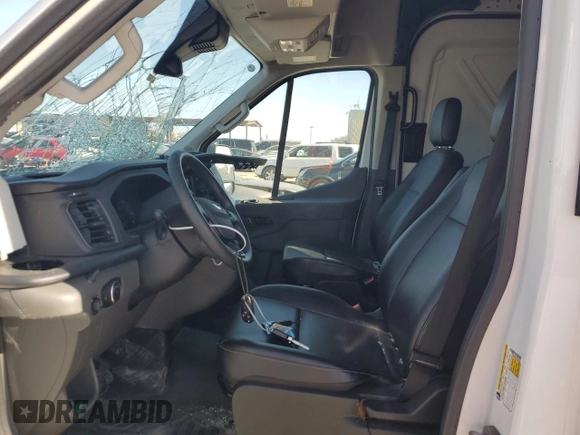 2024 Ford Transit Cargo with VIN 1FTRU8XG0RKA03544, listed as a Copart auction lot 80973924 with 3,415 mi miles and Salvage Title. Bid and sale history available at DreamBid. Image 7.
