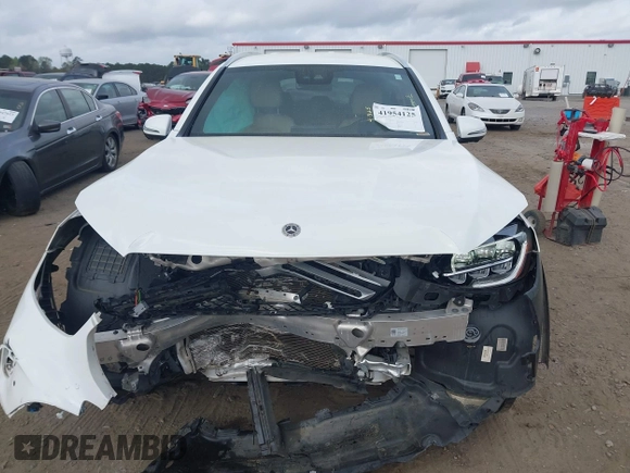 2021 Mercedes-Benz GLC 300 z VIN W1N0G8EBXMF995726, wystawiony jako IAAI lot #41954125 z przebiegiem 90 981 mil mil oraz . Historia ofert i sprzedaży dostępna na DreamBid. Obrazek 13.