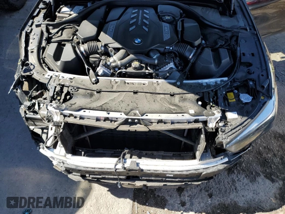 2021 BMW 8 Series M850i z VIN WBAGV8C08MCF93122, wystawiony jako Copart lot #47686883 z przebiegiem Nie podano mil oraz . Historia ofert i sprzedaży dostępna na DreamBid. Obrazek 11.