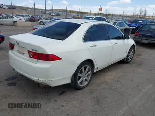 2005 Acura TSX with VIN JH4CL96825C002634, listed as a IAAI auction lot 42067243 with 262,009 mi miles and . Bid and sale history available at carsss.com. Image 4.