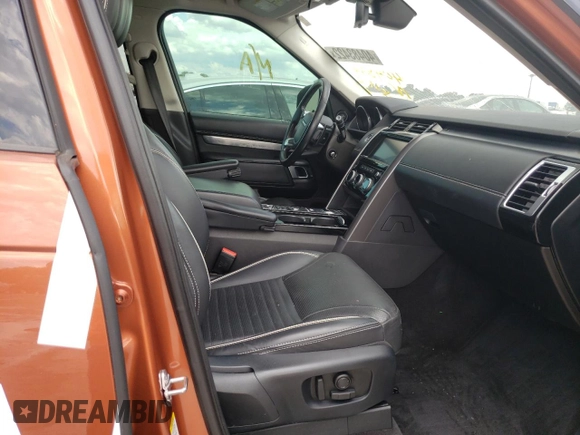 2017 Land Rover Discovery First Edition with VIN SALRTBBV3HA014122, listed as a Copart auction lot 47111373 with 0 mi miles. Bid and sale history available at carsss.com. Image 5.