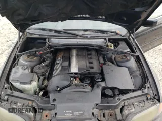 2004 BMW 3 Series 330i with VIN WBAEV534X4KM34923, listed as a Copart auction lot 81087664 with 170,086 mi miles and Clean Title. Bid and sale history available at carsss.com. Image 11.