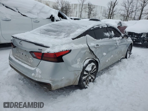 2019 Nissan Altima 2.5 SR with VIN 1N4BL4CV4KC101144, listed as a Copart auction lot 45200245 with 75,389 mi miles and Salvage Title. Bid and sale history available at carsss.com. Image 3.