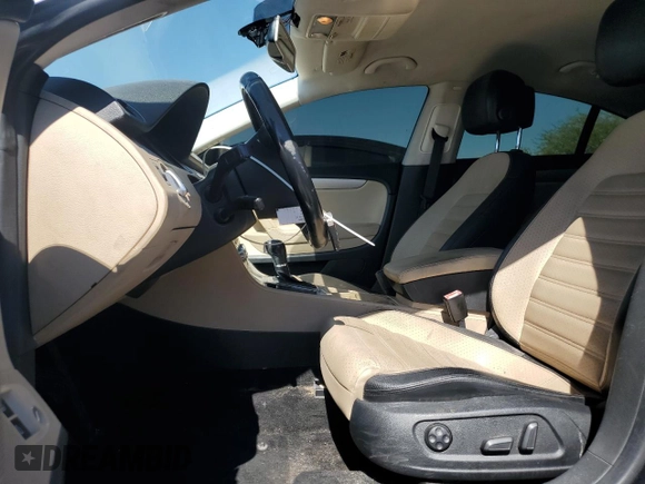 2013 Volkswagen CC Sport Plus z VIN WVWBP7AN4DE569787, wystawiony jako Copart lot #57450665 z przebiegiem 92 826 mil mil oraz Szkody całkowita. Historia ofert i sprzedaży dostępna na DreamBid. Obrazek 7.