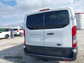 2022 Ford Transit Passenger XL with VIN 1FBAX2Y83NKA59579, listed as a IAAI auction lot 40688586 with 5,101 mi miles. Bid and sale history available at carsss.com. Image 17.