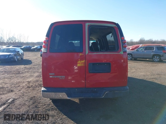 2012 Chevrolet Express Passenger 1LT z VIN 1GAZG1FG8C1109469, wystawiony jako IAAI lot #41319826 z przebiegiem 246 801 mil mil oraz . Historia ofert i sprzedaży dostępna na DreamBid. Obrazek 16.