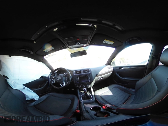 2014 Volkswagen Jetta GLI Autobahn с VIN 3VW5T7AJ3EM267647, выставлен на аукционе IAAI как лот 40507643 с пробегом 95 048 миль миль и . История ставок и продаж доступна на DreamBid. Изображение 18.