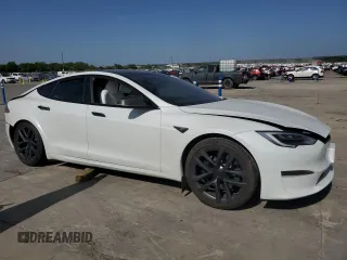 2022 Tesla Model S Plaid with VIN 5YJSA1E68NF466003, listed as a Copart auction lot 61717224 with Not provided miles and Salvage title. Bid and sale history available at DreamBid. Image 4.