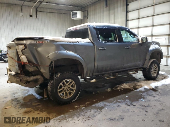 2019 Chevrolet Silverado 1500 RST with VIN 1GCUYEED7KZ160331, listed as a Copart auction lot 43690615 with 125,879 mi miles and Salvage Title. Bid and sale history available at DreamBid. Image 3.