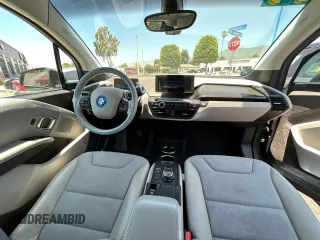 2014 BMW i3 with VIN WBY1Z4C51EV274633, listed as a Copart auction lot 64677185 with 61,664 mi miles and Clean title. Bid and sale history available at DreamBid. Image 9.