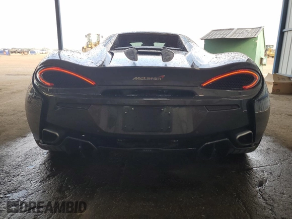 2018 McLaren 570S z VIN SBM13FAA1JW004280, wystawiony jako Copart lot #63609654 z przebiegiem 22 596 mil mil oraz Szkody całkowita. Historia ofert i sprzedaży dostępna na DreamBid. Obrazek 6.
