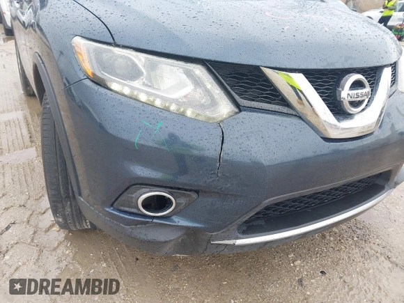 2015 Nissan Rogue SV with VIN 5N1AT2MV2FC792815, listed as a IAAI auction lot 41726739 with 206,296 mi miles. Bid and sale history available at carsss.com. Image 6.