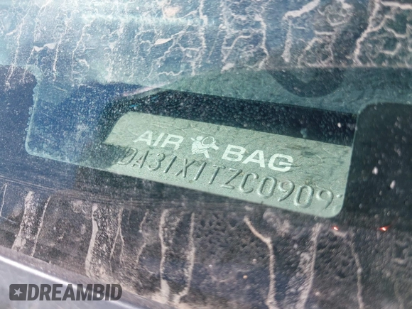 1996 Ford Aerostar z VIN 1FMDA31X1TZC09092, wystawiony jako IAAI lot #41784476 z przebiegiem 173 065 mil mil oraz . Historia ofert i sprzedaży dostępna na DreamBid. Obrazek 9.
