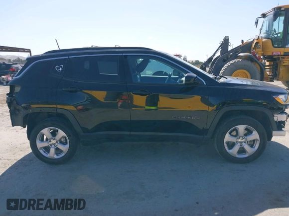 2018 Jeep Compass Latitude z VIN 3C4NJDBB2JT418038, wystawiony jako IAAI lot #42218494 z przebiegiem 28 934 mil mil oraz . Historia ofert i sprzedaży dostępna na DreamBid. Obrazek 14.