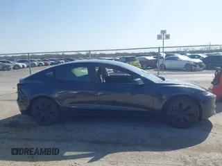 2024 Tesla Model 3 z VIN 5YJ3E1EA7RF721467, wystawiony jako IAAI lot #41857656 z przebiegiem 6 197 mil mil oraz . Historia ofert i sprzedaży dostępna na DreamBid. Obrazek 13.