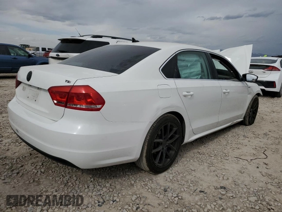 2014 Volkswagen Passat Wolfsburg Edition with VIN 1VWAT7A38EC030430, listed as a Copart auction lot 52432355 with Not provided miles and Salvage title. Bid and sale history available at DreamBid. Image 3.