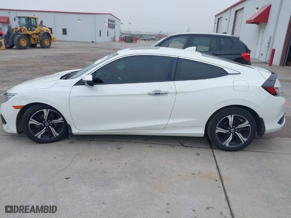 2017 Honda Civic Coupe Touring with VIN 2HGFC3B91HH353905, listed as a IAAI auction lot 41506843 with 81,383 mi miles. Bid and sale history available at carsss.com. Image 14.