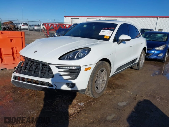 2018 Porsche Macan with VIN WP1AA2A54JLB01838, listed as a IAAI auction lot 41422473 with 84,451 mi miles. Bid and sale history available at carsss.com. Image 2.