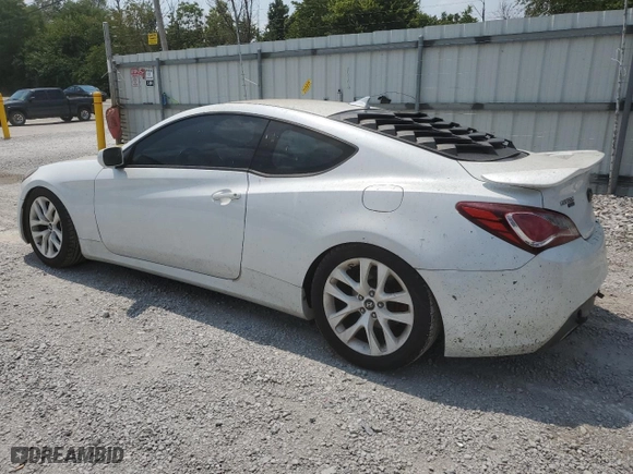 2013 Hyundai Genesis Coupe 2.0T with VIN KMHHT6KD9DU109502, listed as a Copart auction lot 65633444 with 98,387 mi miles and Salvage Title. Bid and sale history available at carsss.com. Image 2.