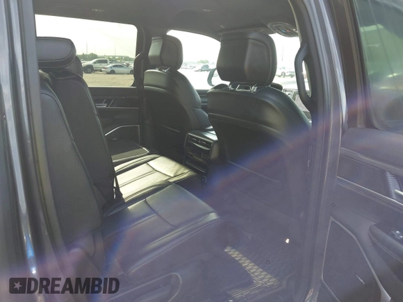 2024 Jeep Wagoneer Series II с VIN 1C4SJRBP8RS177563, выставлен на аукционе IAAI как лот 42506797 с пробегом 27 489 миль миль и . История ставок и продаж доступна на DreamBid. Изображение 4.