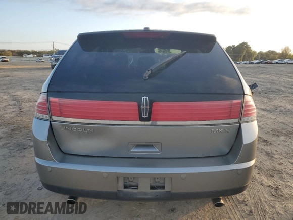 2008 Lincoln MKX with VIN 2LMDU68C68BJ05661, listed as a Copart auction lot 79660994 with Not Provided miles and Clean Title. Bid and sale history available at carsss.com. Image 6.