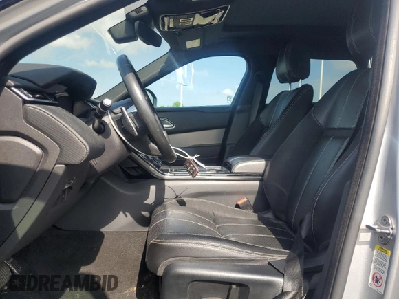2018 Land Rover Range Rover Velar R-Dynamic SE z VIN SALYL2RV4JA704856, wystawiony jako Copart lot #60850875 z przebiegiem 105 793 mil mil oraz Szkoda całkowita • Salvage title. Historia ofert i sprzedaży dostępna na DreamBid. Obrazek 7.
