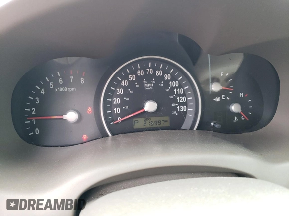 2006 Kia Sedona LX with VIN KNDMB233466022537, listed as a Copart auction lot 71130354 with 215,997 mi miles and Salvage Title. Bid and sale history available at carsss.com. Image 9.