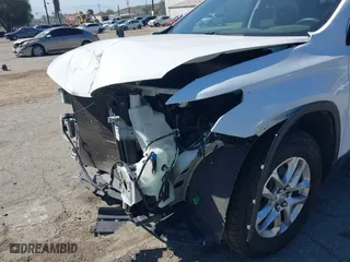 2021 Chevrolet Traverse LS with VIN 1GNERFKW5MJ261535, listed as a IAAI auction lot 41595403 with 60,967 mi miles. Bid and sale history available at carsss.com. Image 6.