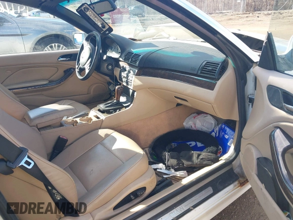 2004 BMW 3 Series 325Ci with VIN WBABW33484PL26856, listed as a IAAI auction lot 41711241 with 141,168 mi miles and . Bid and sale history available at DreamBid. Image 5.
