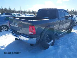 2018 Ram 2500 Tradesman z VIN 3C6UR5CL3JG380790, wystawiony jako IAAI lot #41579401 z przebiegiem 72 675 mil mil oraz . Historia ofert i sprzedaży dostępna na DreamBid. Obrazek 4.